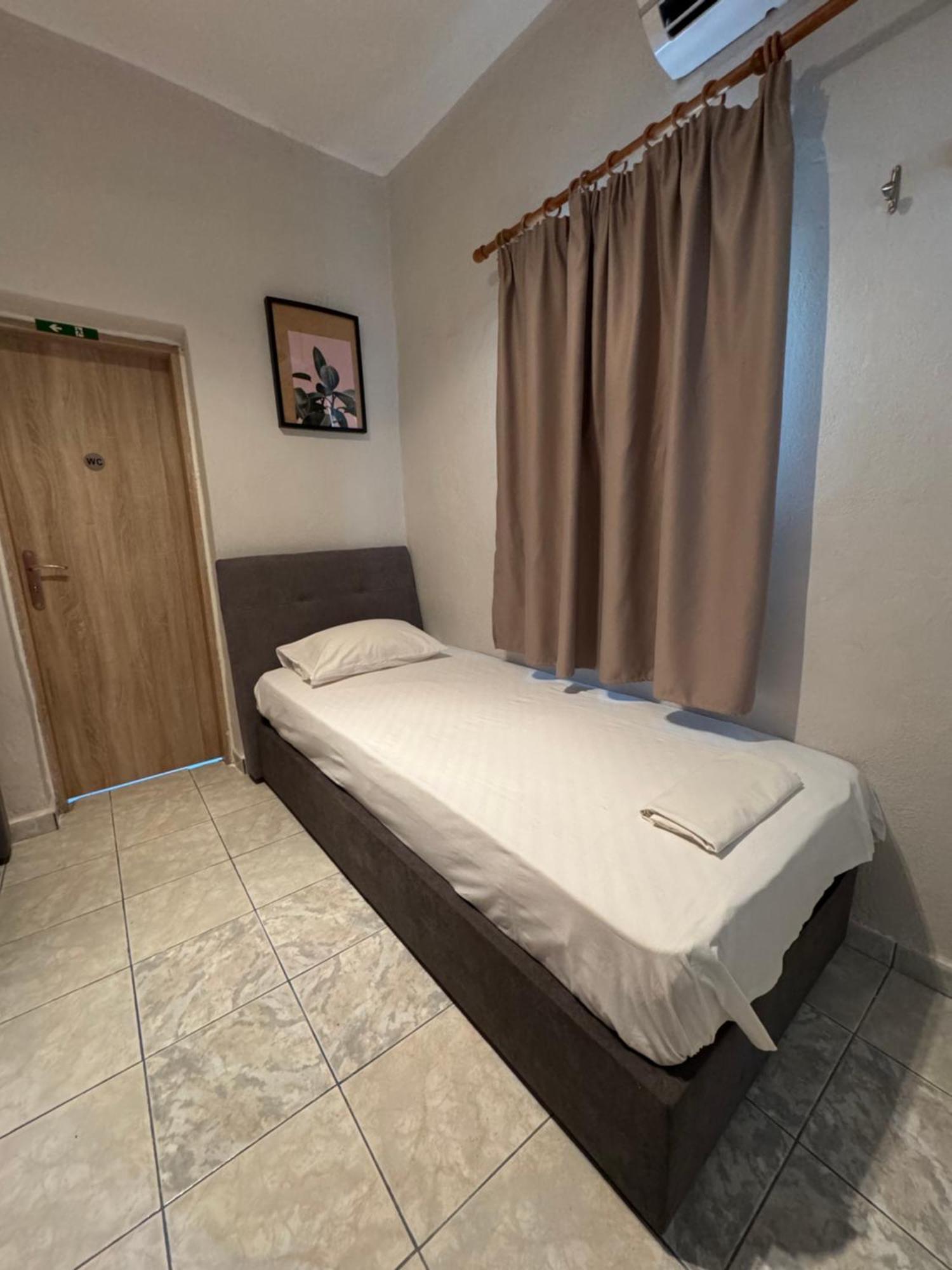 Dimitri'S Apartment فاتيرا المظهر الخارجي الصورة